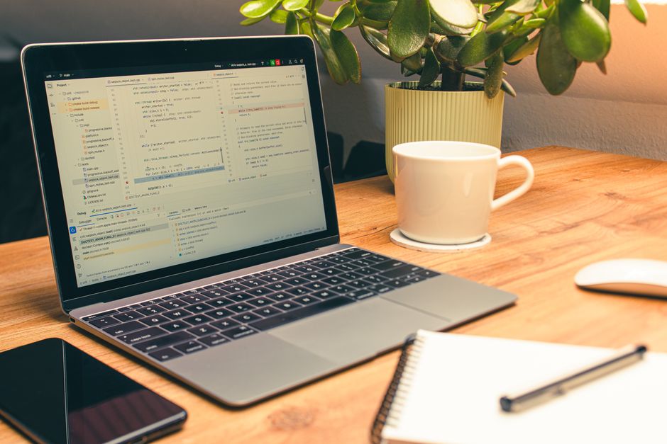 Designprofil: Webdesignerin mit Fokus auf UX und responsives UI